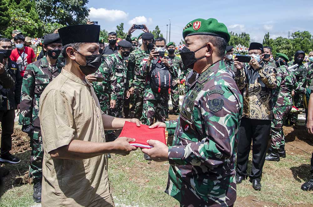 Pemakaman Prajurit TNI Gugur di Papua