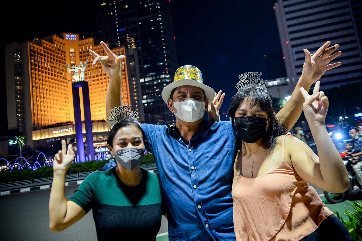 Meski Dilarang, Warga Tetap Rayakan Pergantian Tahun