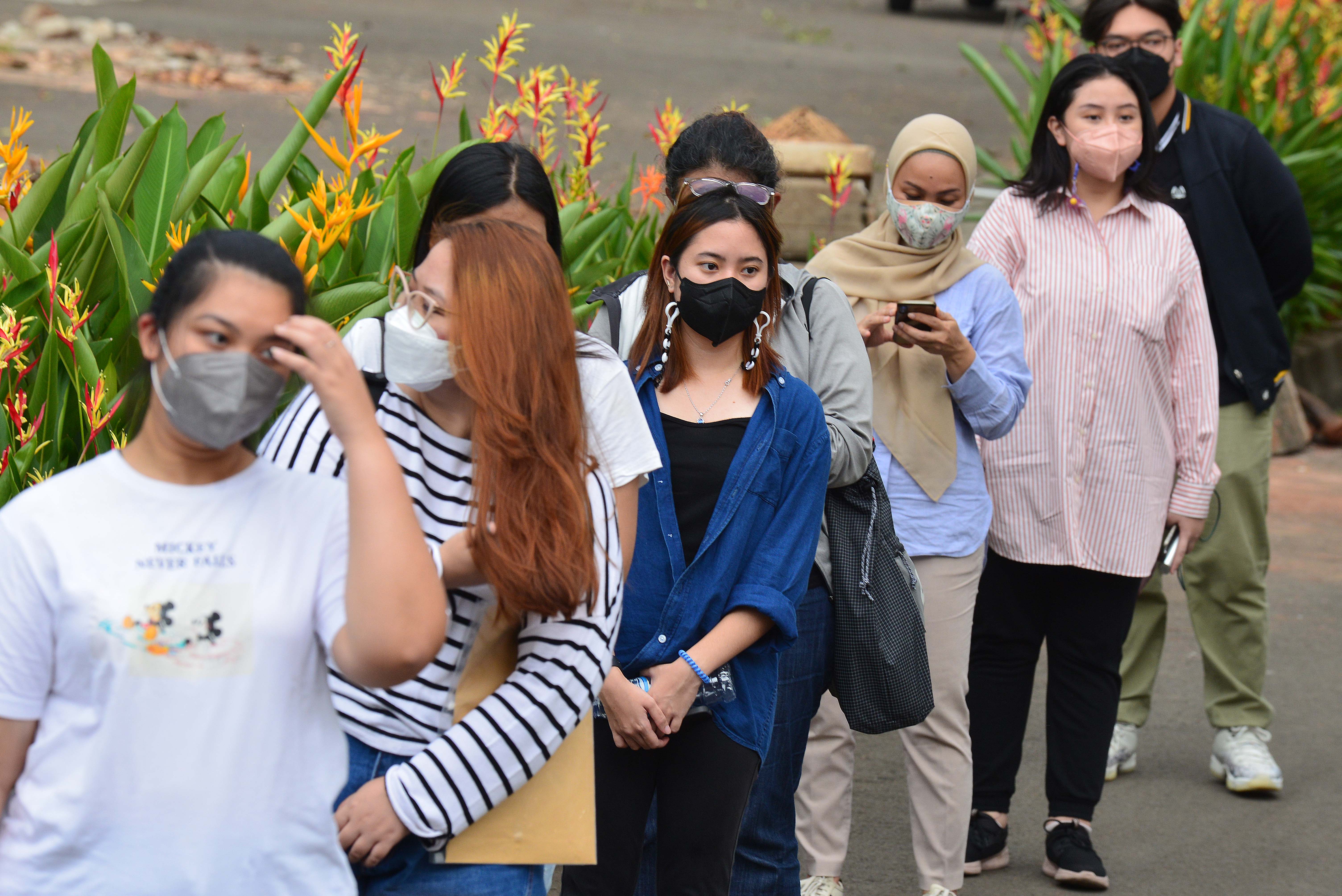 Simulasi Pertandingan Dengan Penonton