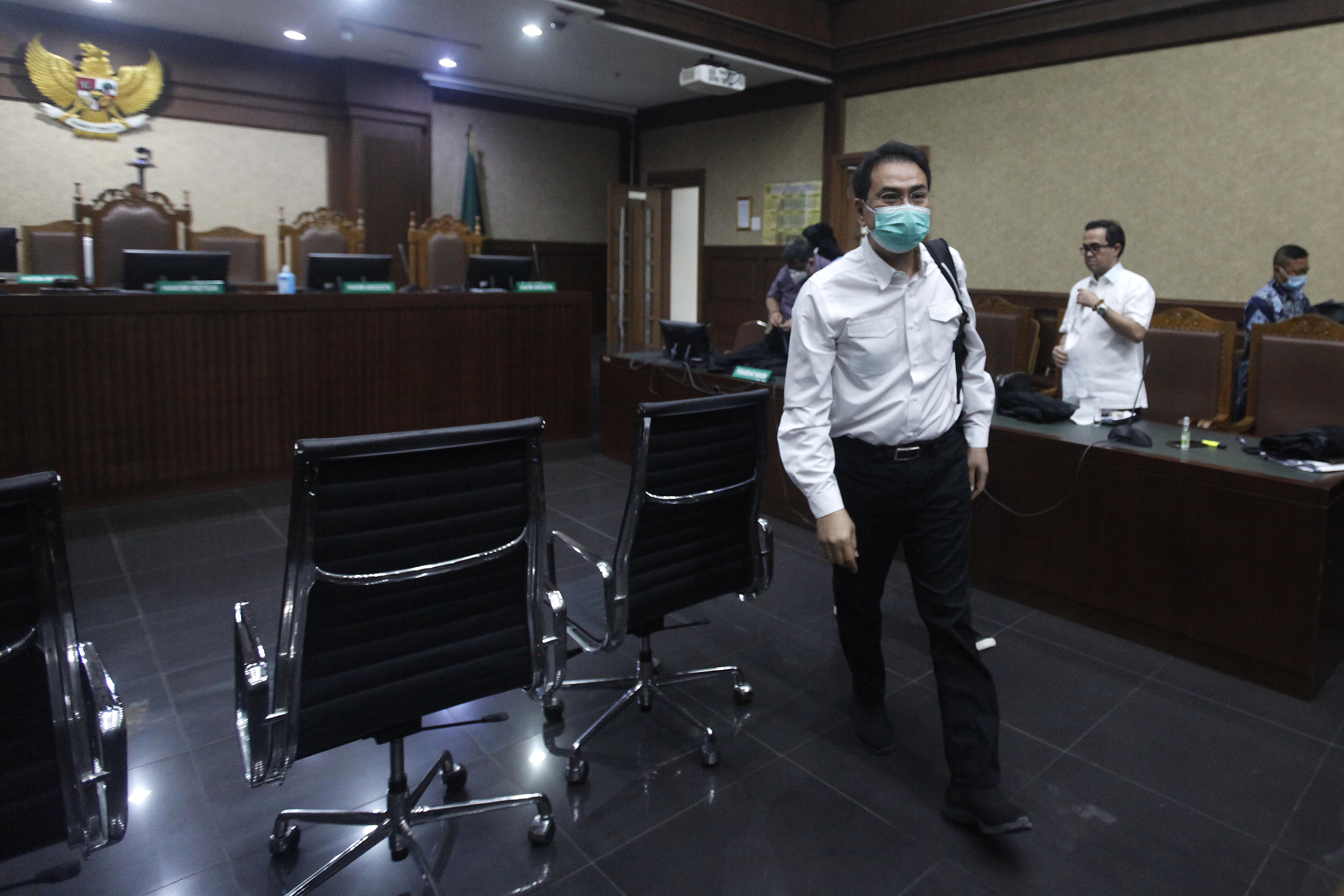 Sidang Pemeriksaan Terdakwa Azis Syamsuddin