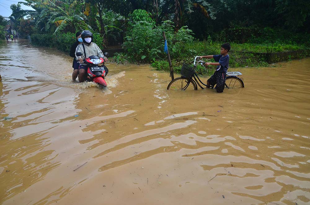 Dampak Meluapnya Sungai Mrisen