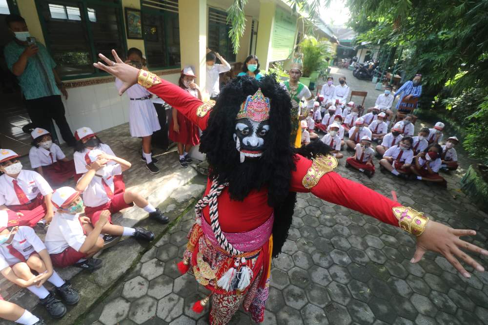 Pentas Drama Sarana Edukasi Pentingnya Menerapkan Protokol Kesehatan