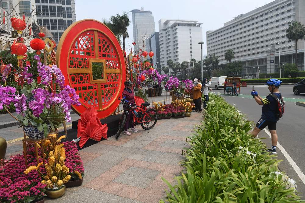 Ornamen Imlek di Bundaran HI 