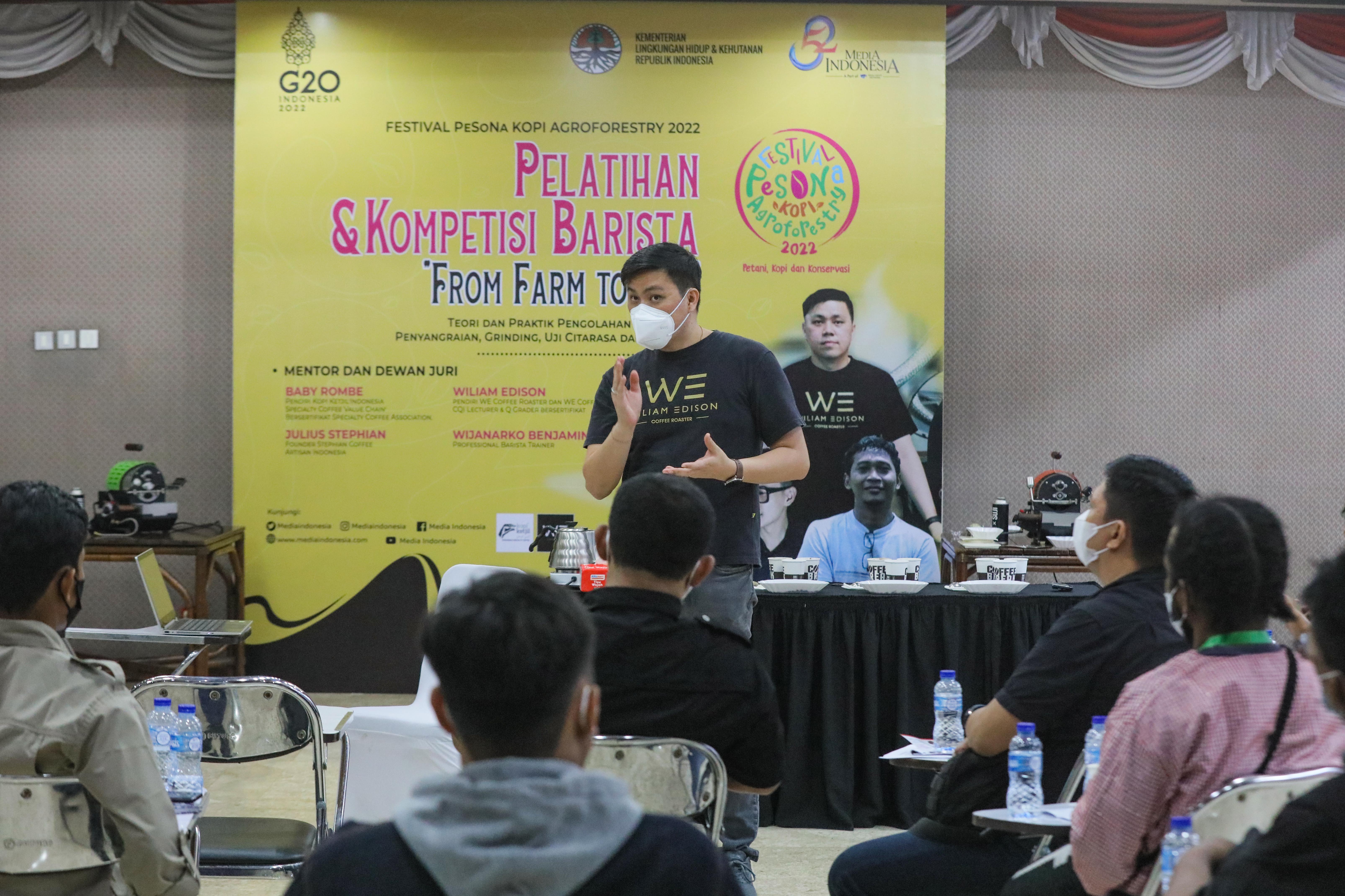 Pelatihan Barista dalam Rangkaian Festival PeSoNa Kopi Argoforestry 2022