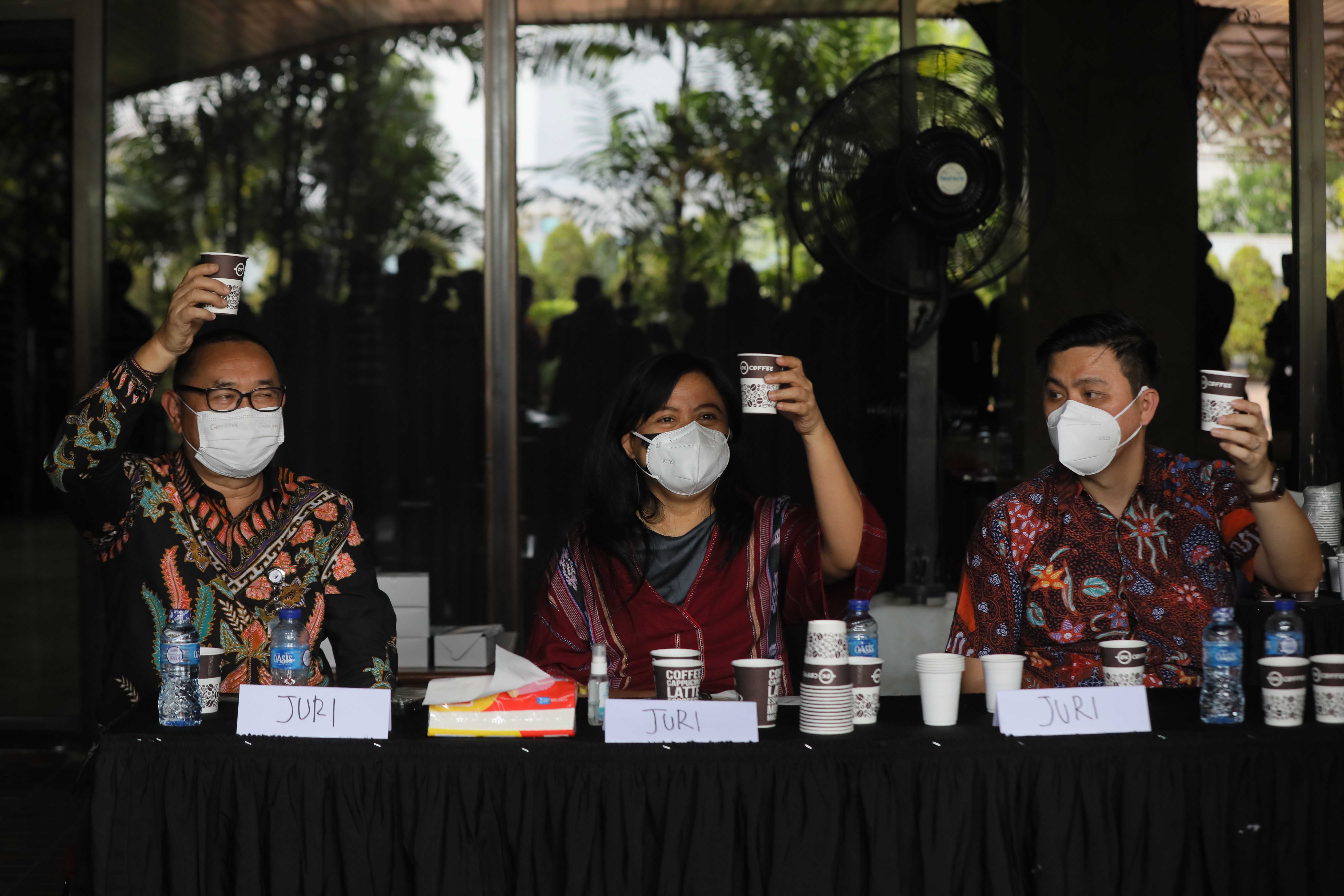 Kompetisi Barista pada Festival PeSoNa Kopi Argoforestry 2022