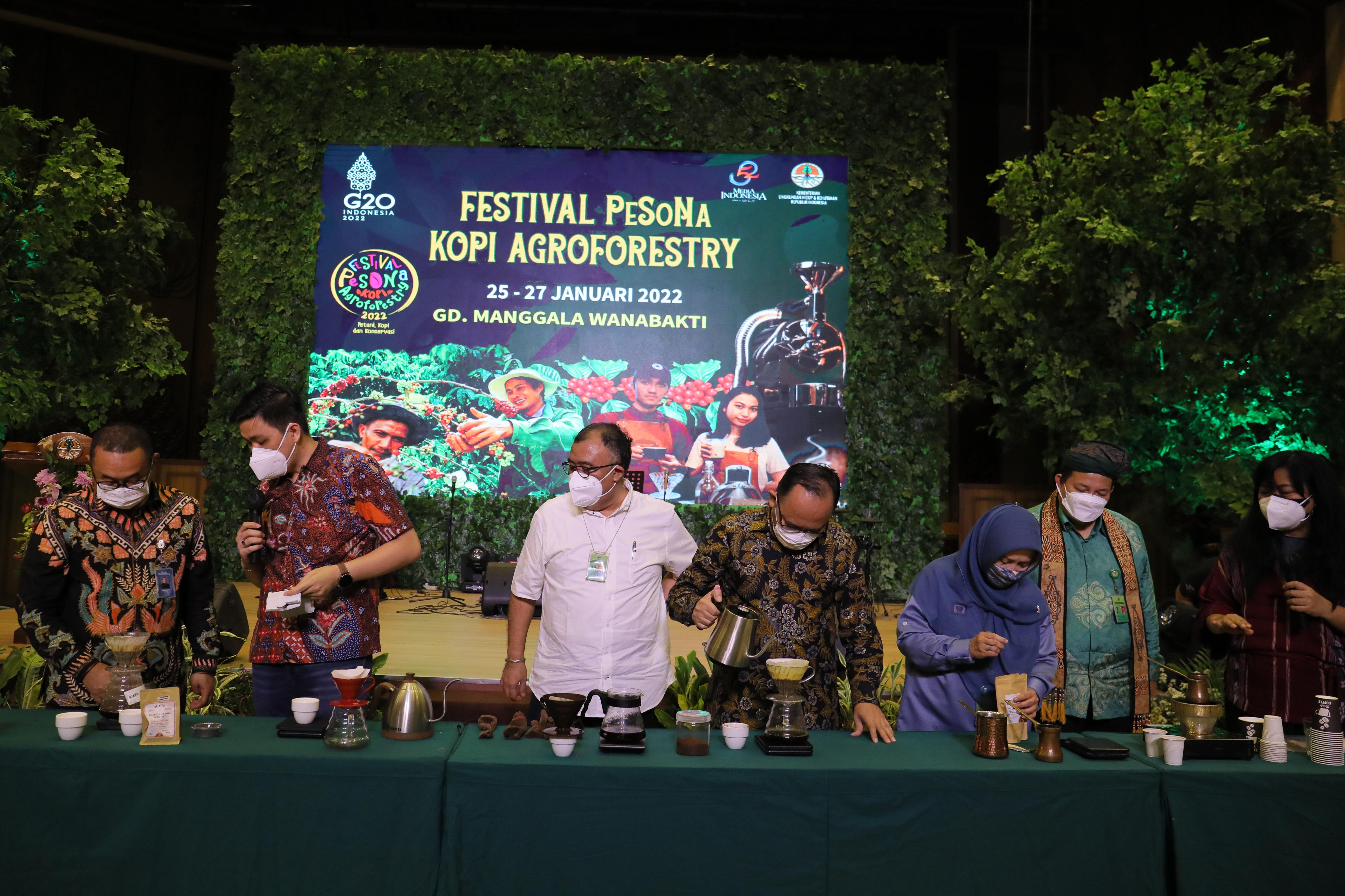 Sukses Penyelenggaraan Festival PeSoNa Kopi Argoforestry 2022