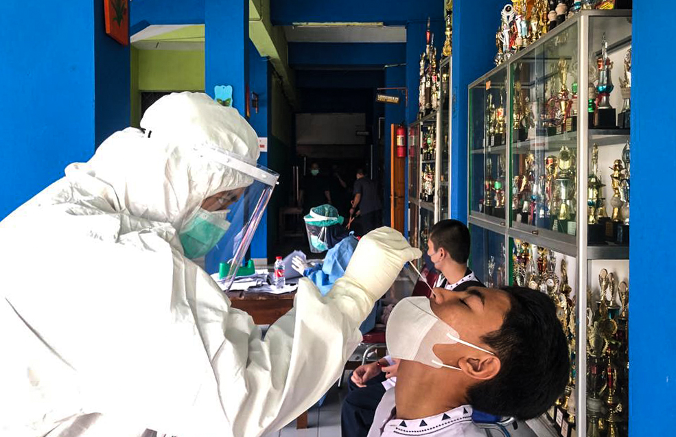 Tes PCR Cegah Penyebaran Covid-19 di Lingkungan Sekolah