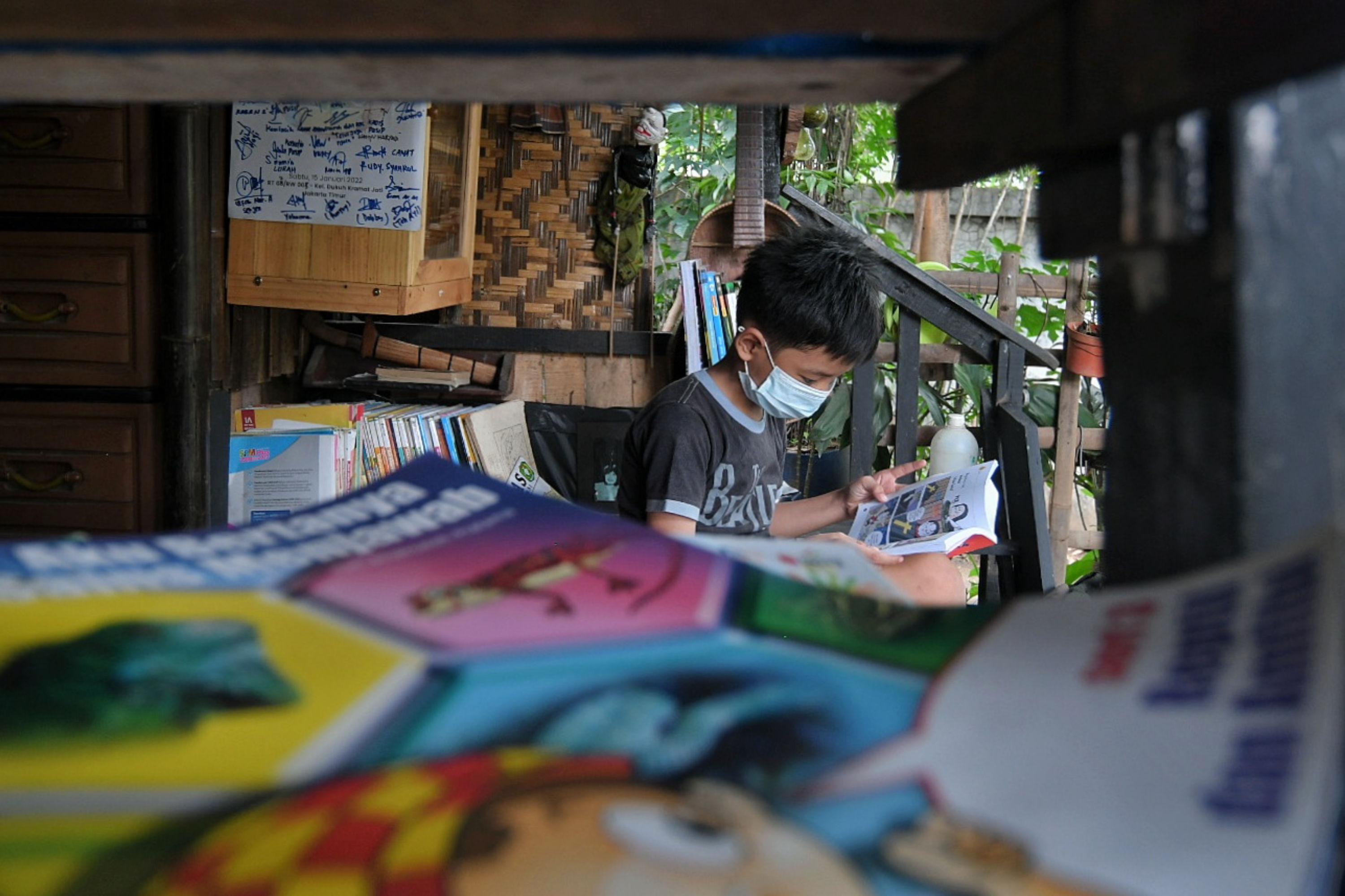 Bale Buku untuk Anak Gemar Membaca