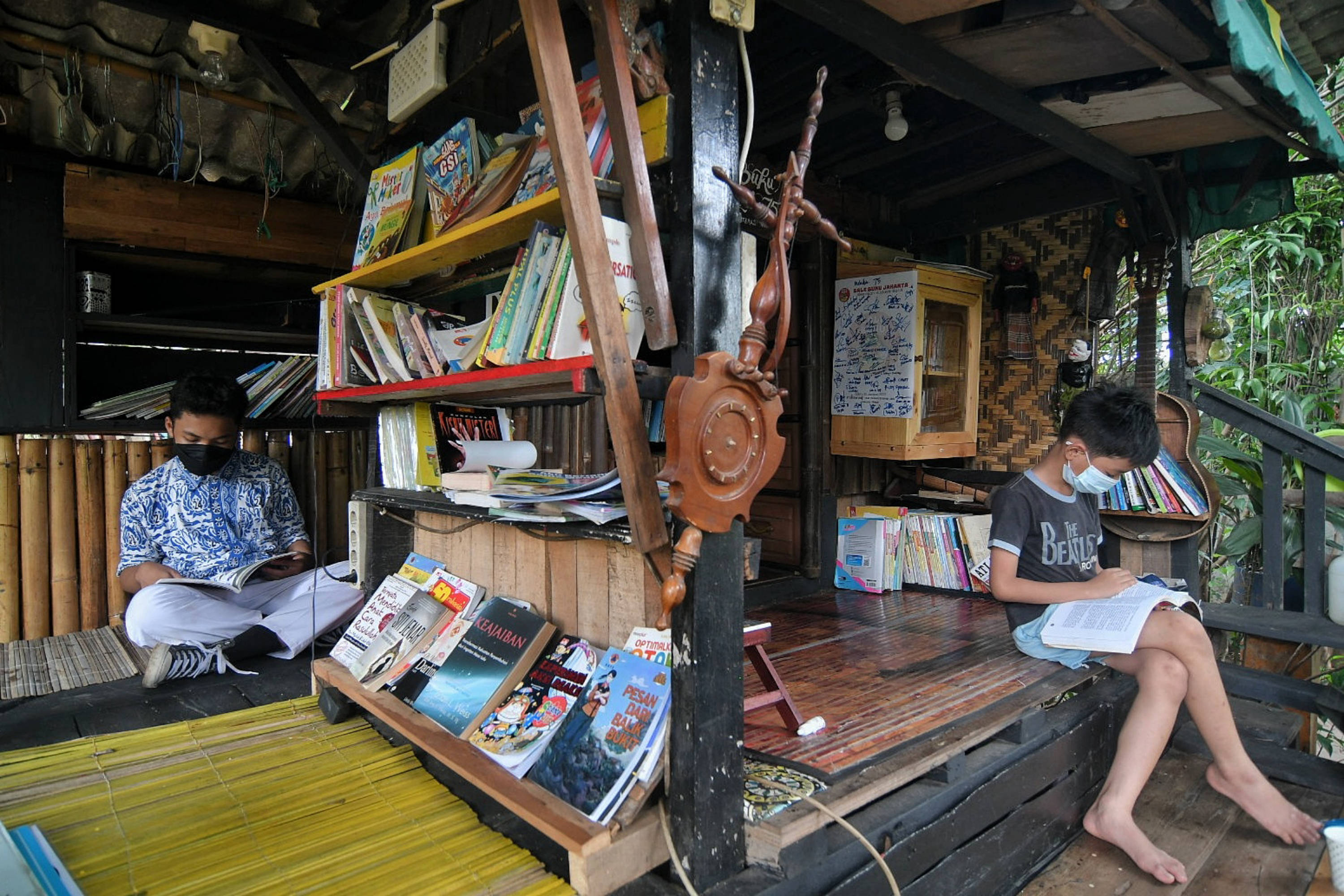 Bale Buku untuk Anak Gemar Membaca