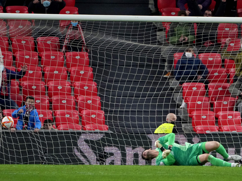 Gol Menit Akhir Alex Berenguer Dan Los Blancos Tersingkir