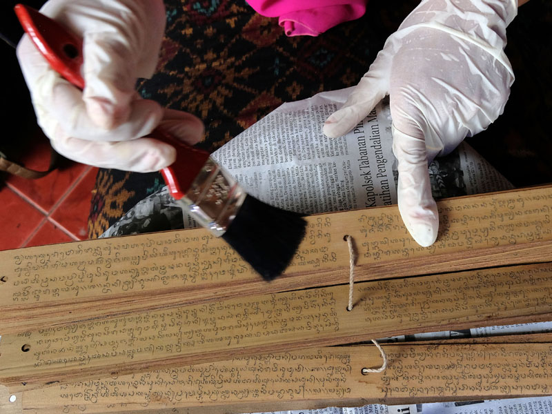 Festival Konservasi Lontar Bulan Bahasa Bali