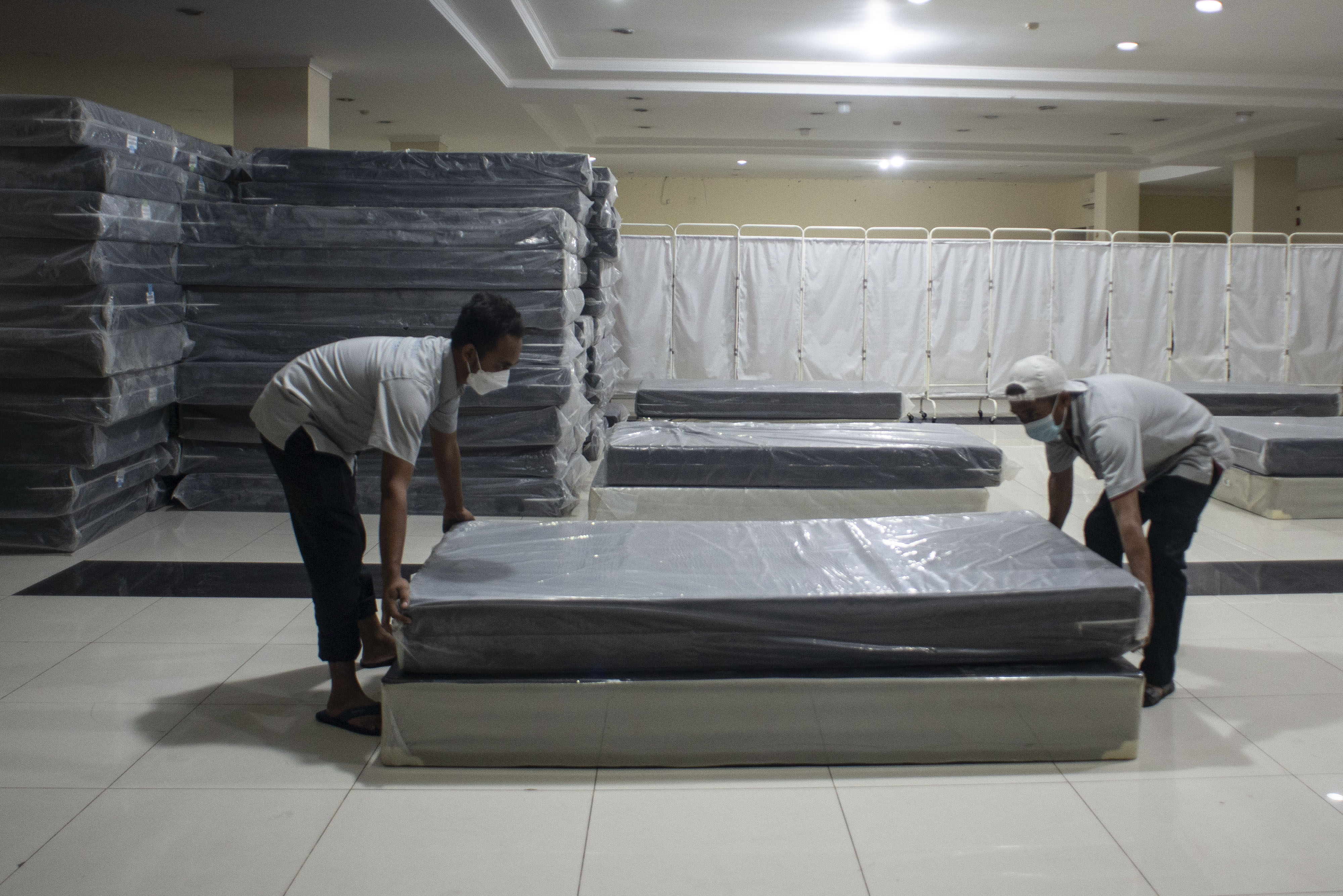 Lokasi Isolasi di GOR Tanjung Priok 