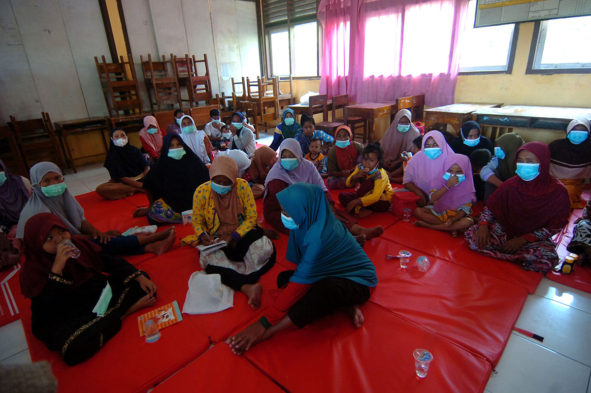  Evakuasi Barang Warga Korban Bencana Tanah Bergerak 