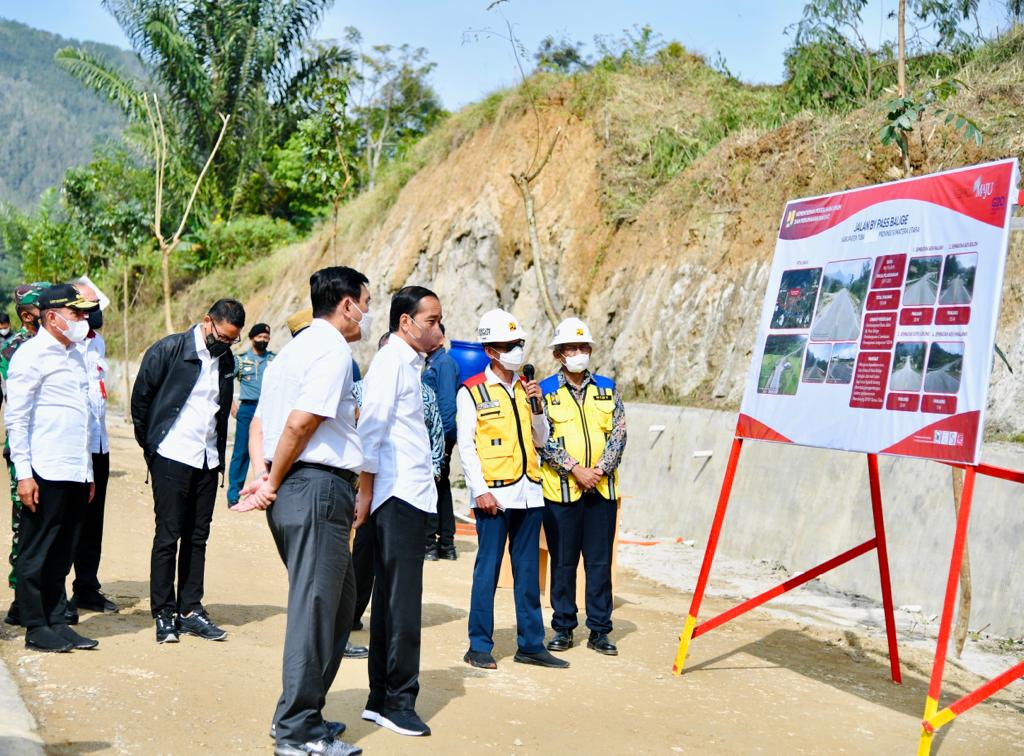 Jokowi Resmikan Jalan Bypass Balige di Kabupaten Toba