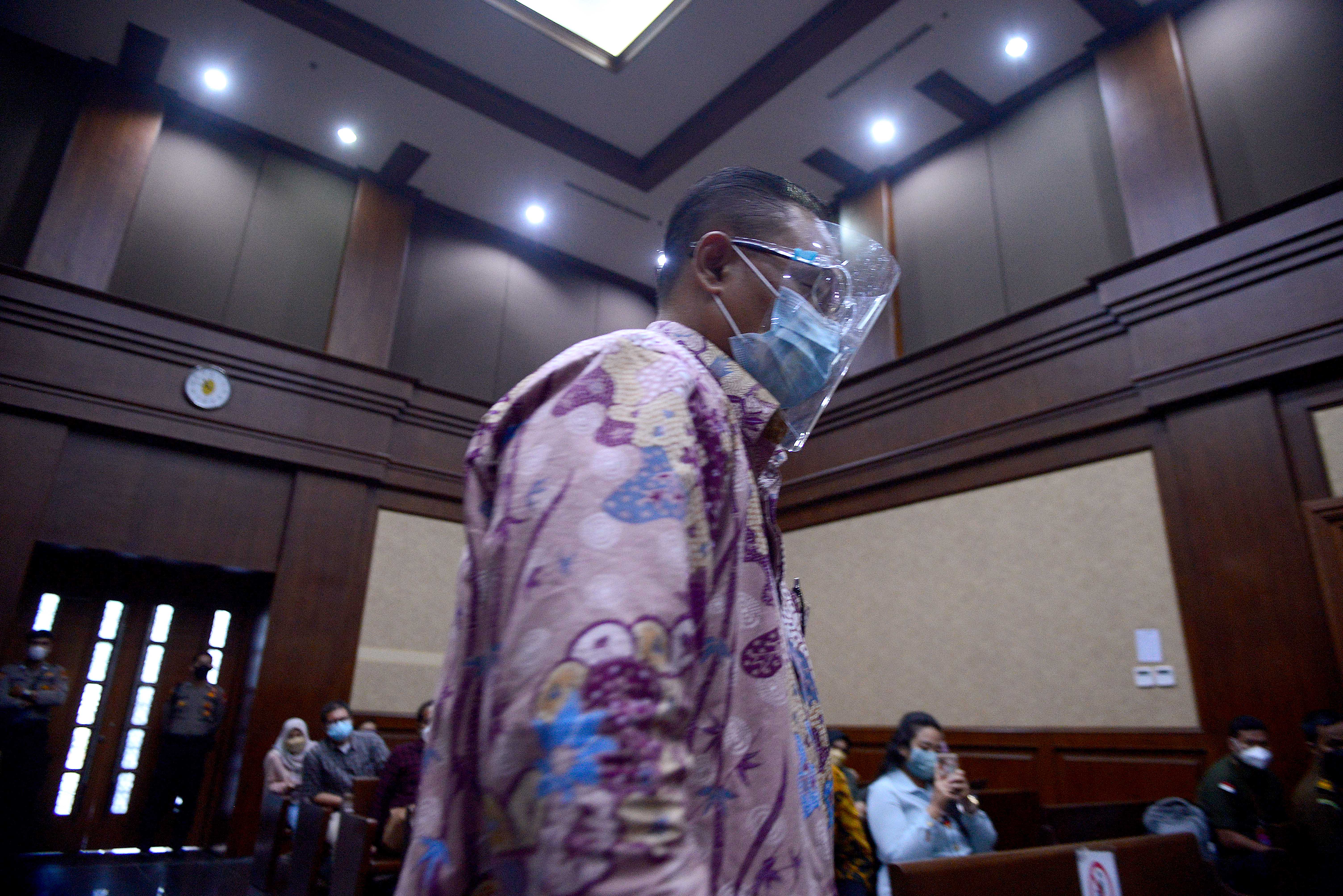 Vonis Terdakwa Ditunda Karena Covid-19