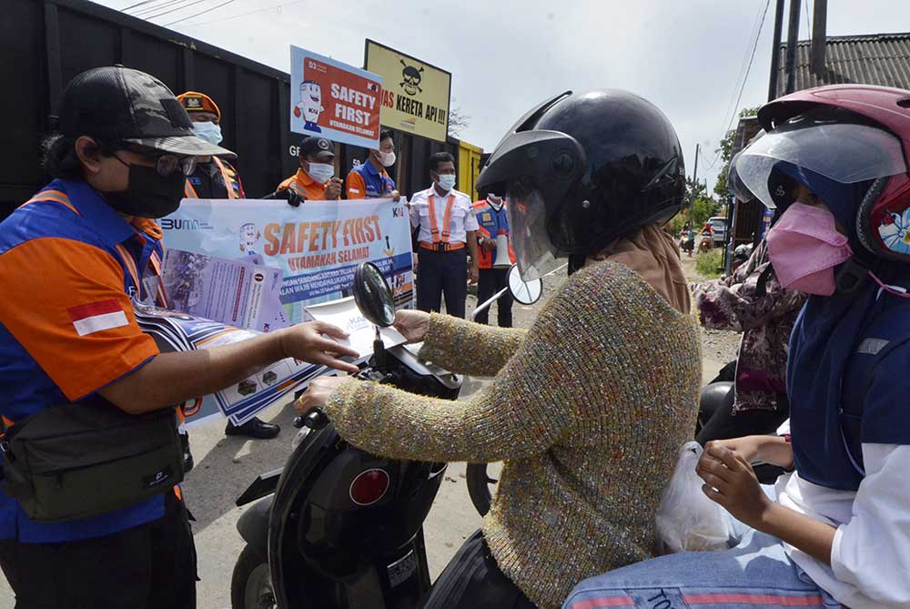 Kampanye Keselamatan di Perlintasan Kereta Api