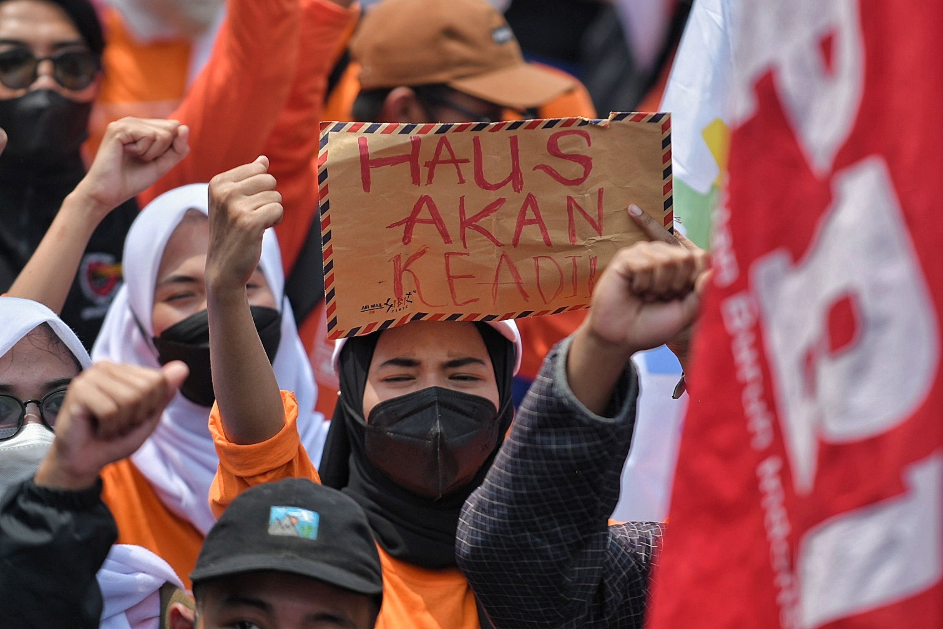 Asi Buruh Tolak Aturan JHT