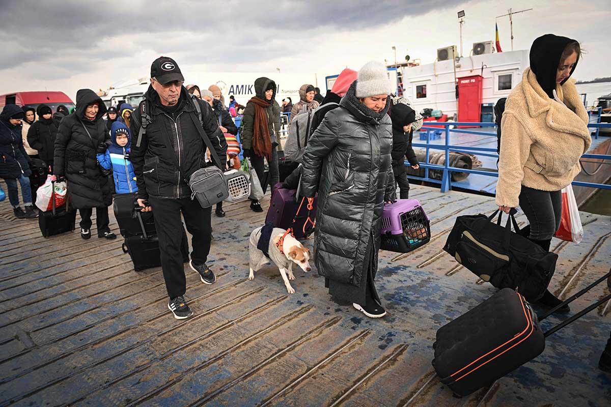 Gelombang Pengungsi Ukraina Tembus 2 Juta