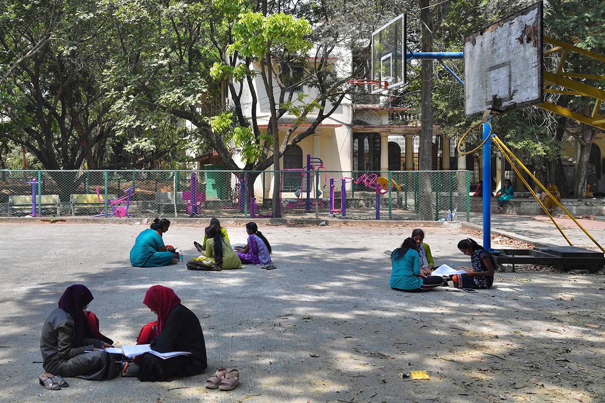 Pengadilan Karnataka Putuskan Larang Kenakan Jilbab di Kelas