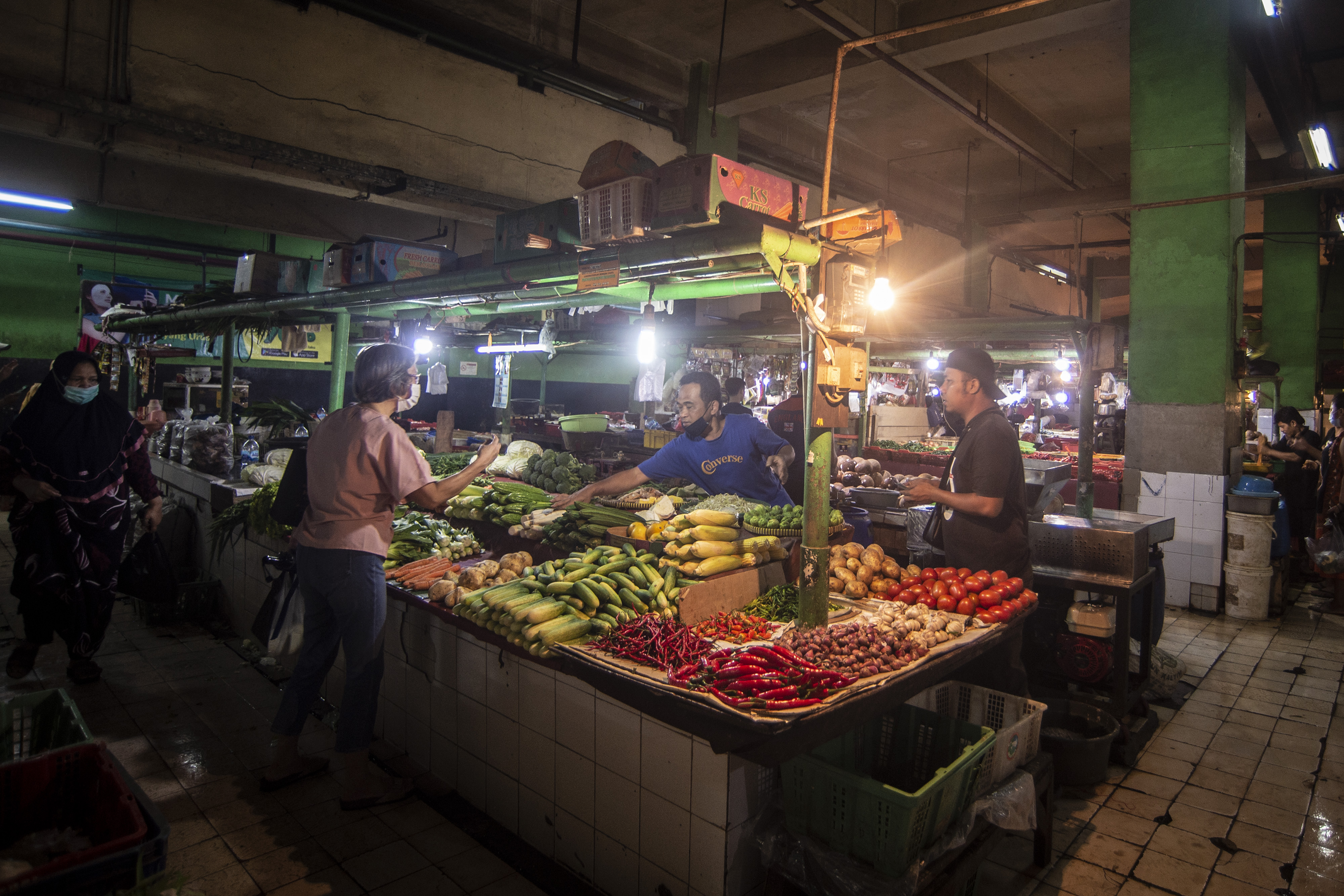 Deflasi Bulan Februari 2022