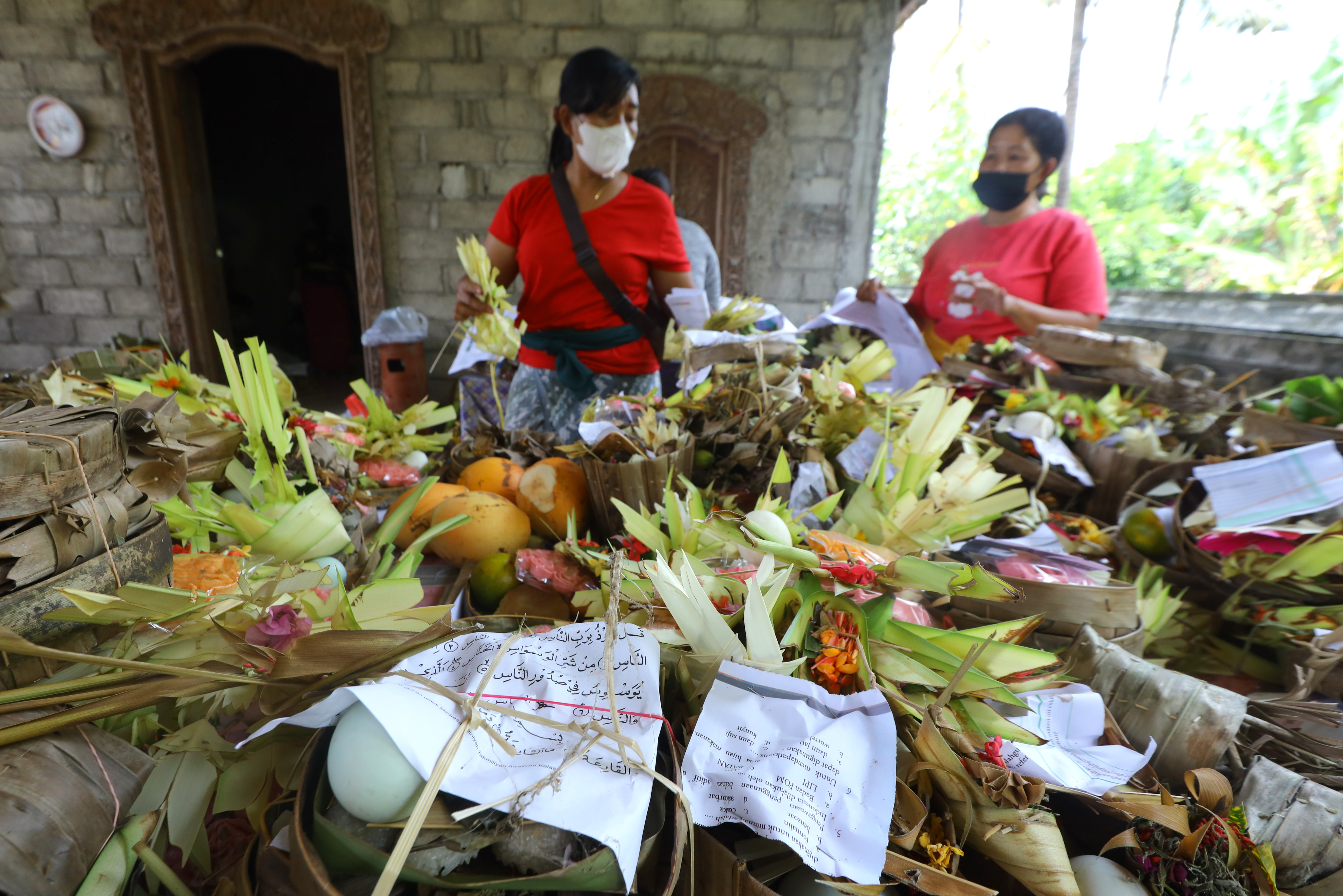 Persiapan Nyepi di Kampung Bali Banyuwangi