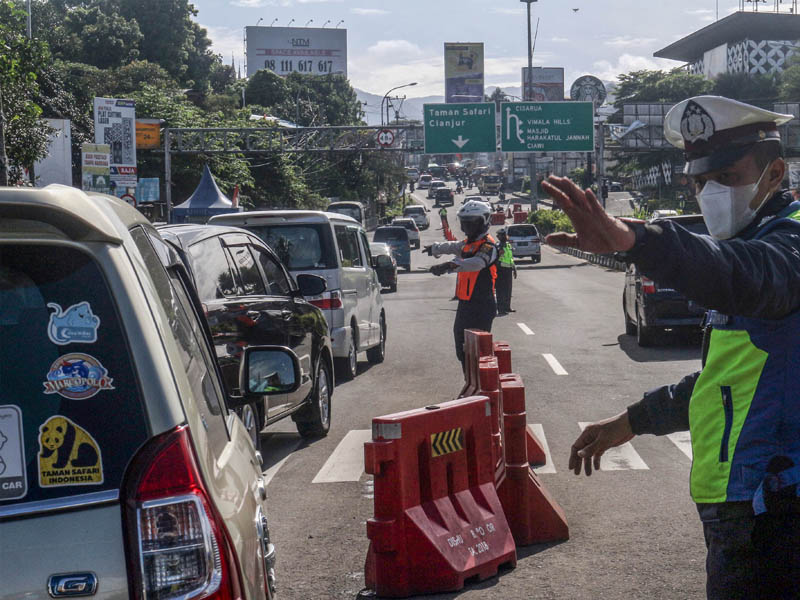Pemberlakuan Ganjil Genap Di Jalur Puncak