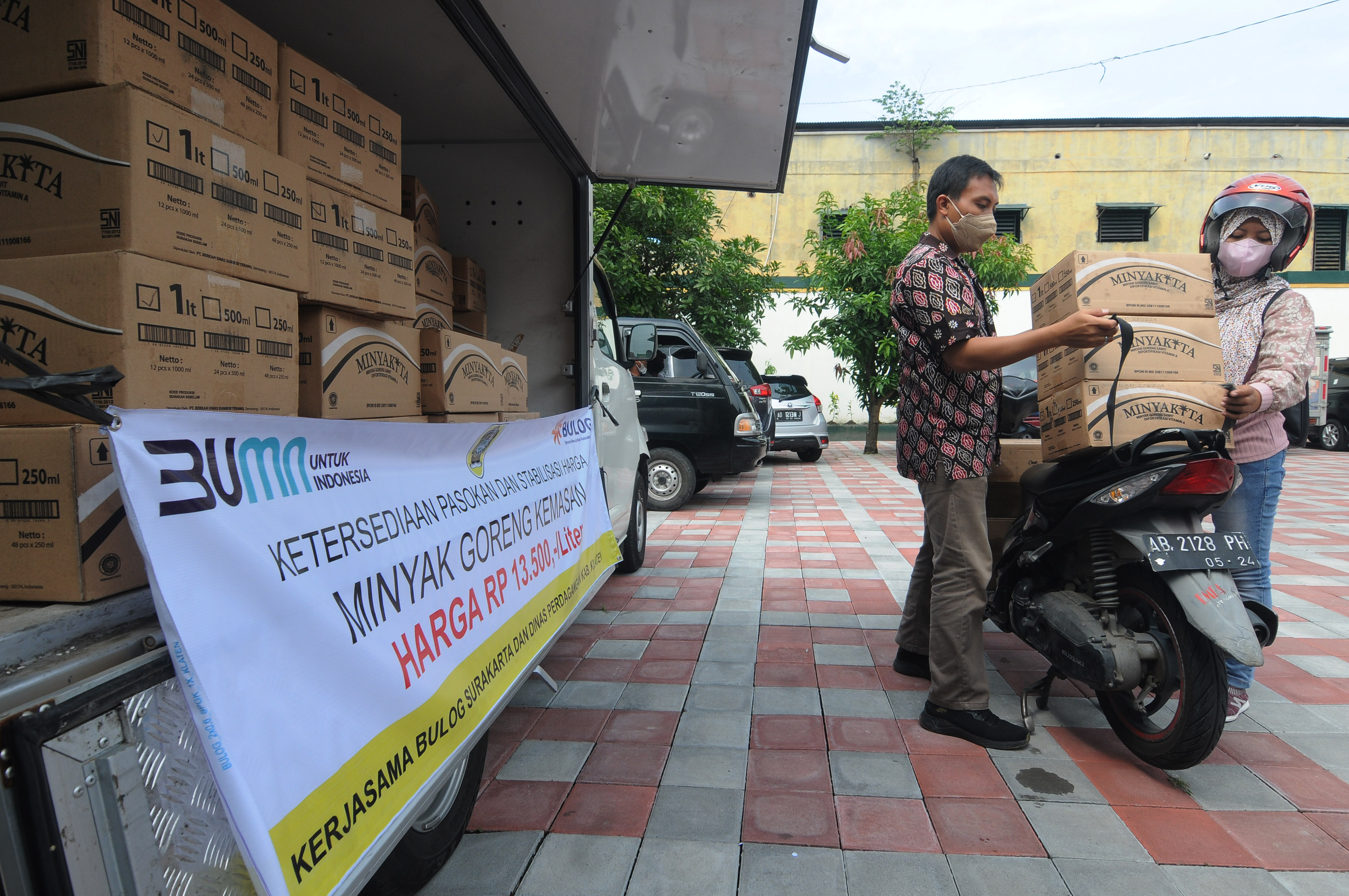 Minyak Goreng Murah untuk Kelompok UKM