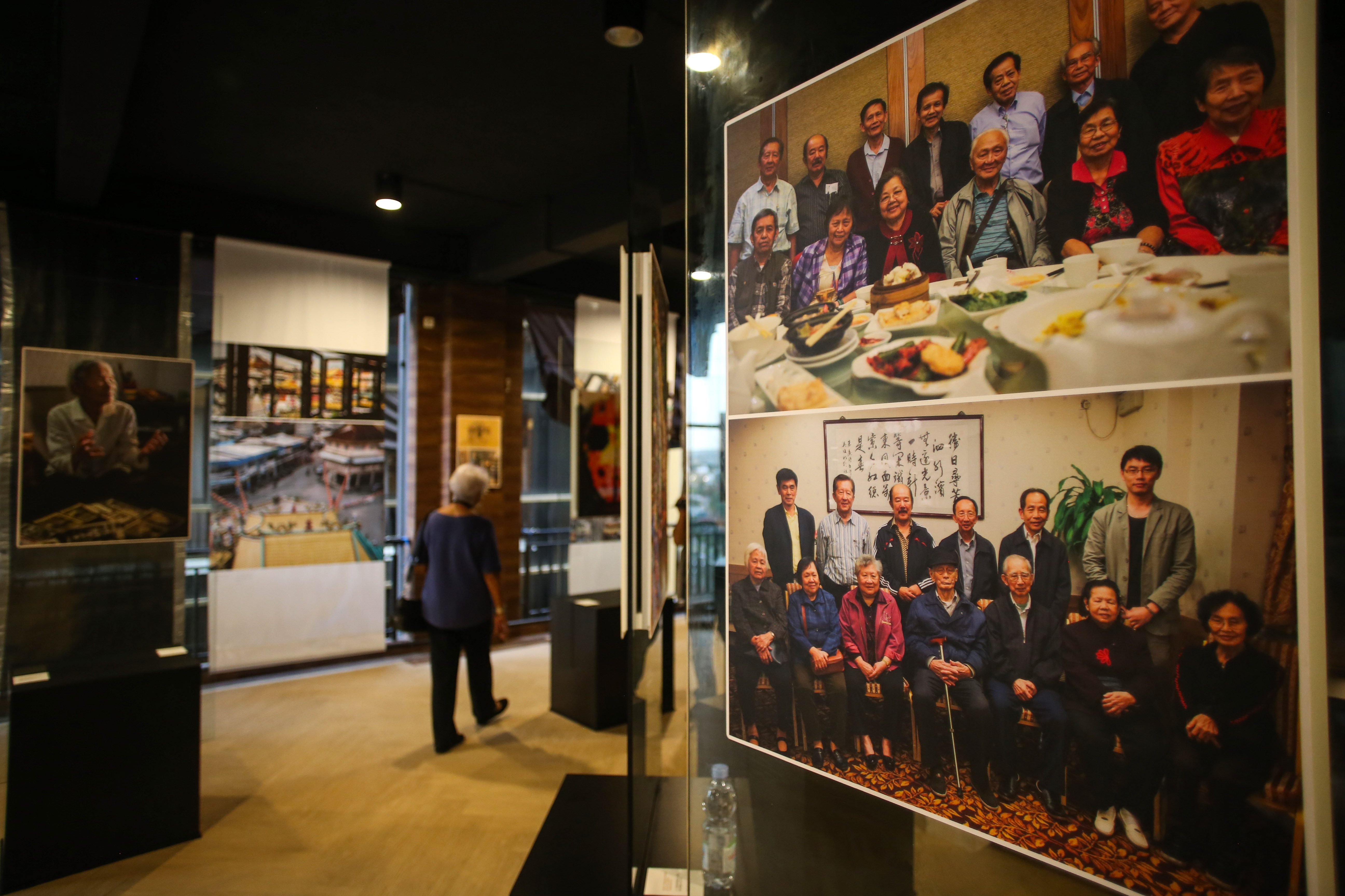 Buku dan Pameran Foto Memoar Orang-Orang Singkawang