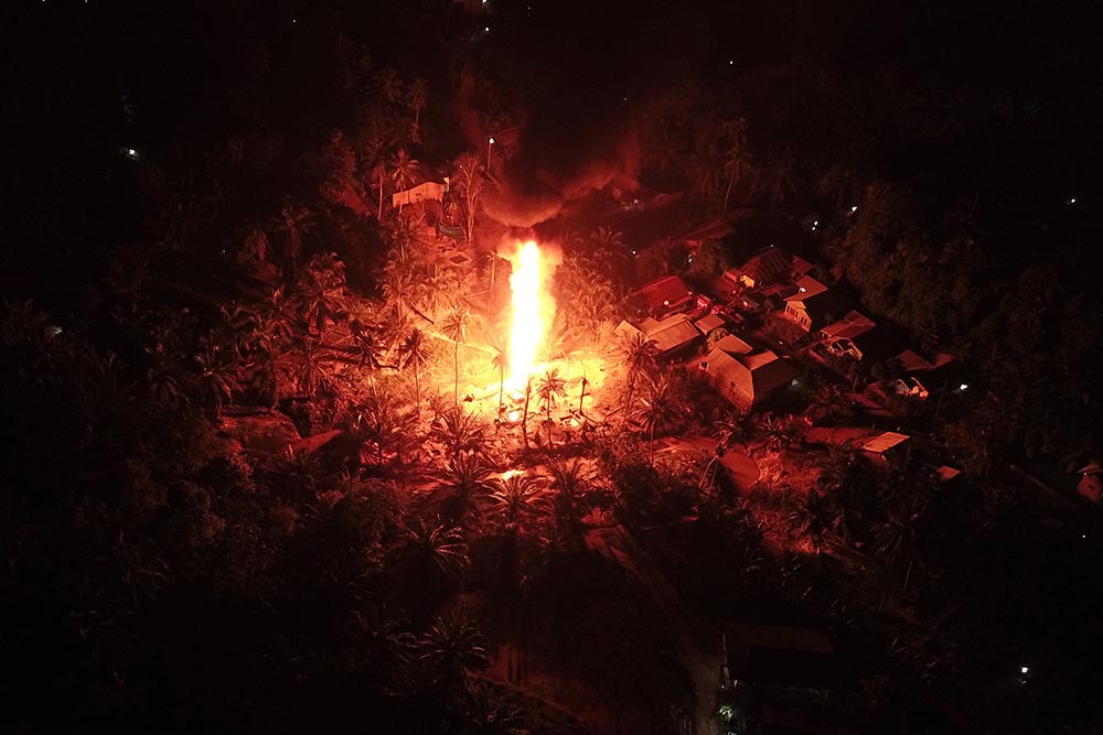 Kebakaran Sumur Minyak Ilegal di Aceh Timur