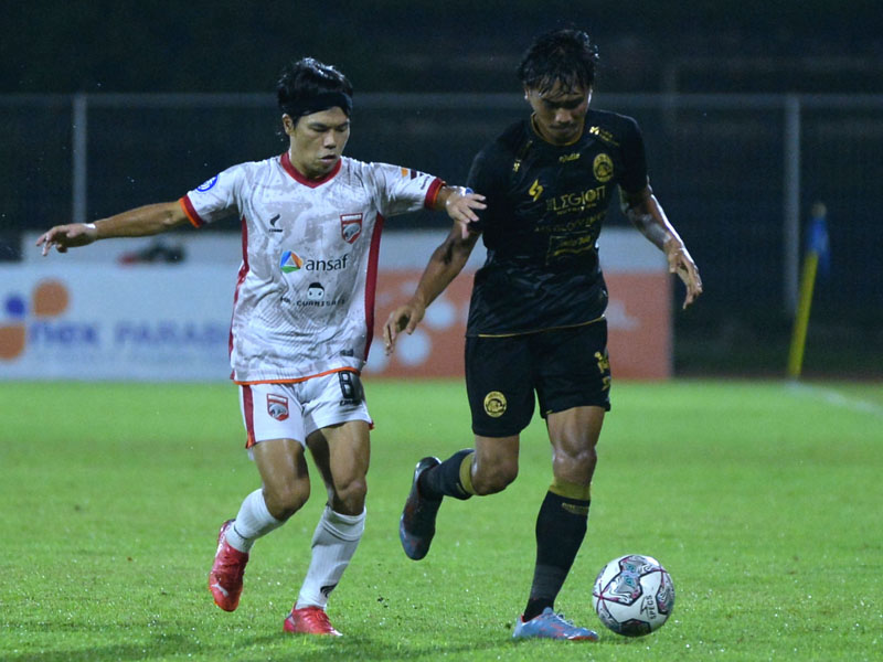 Arema Bermain Imbang Dengan Borneo FC