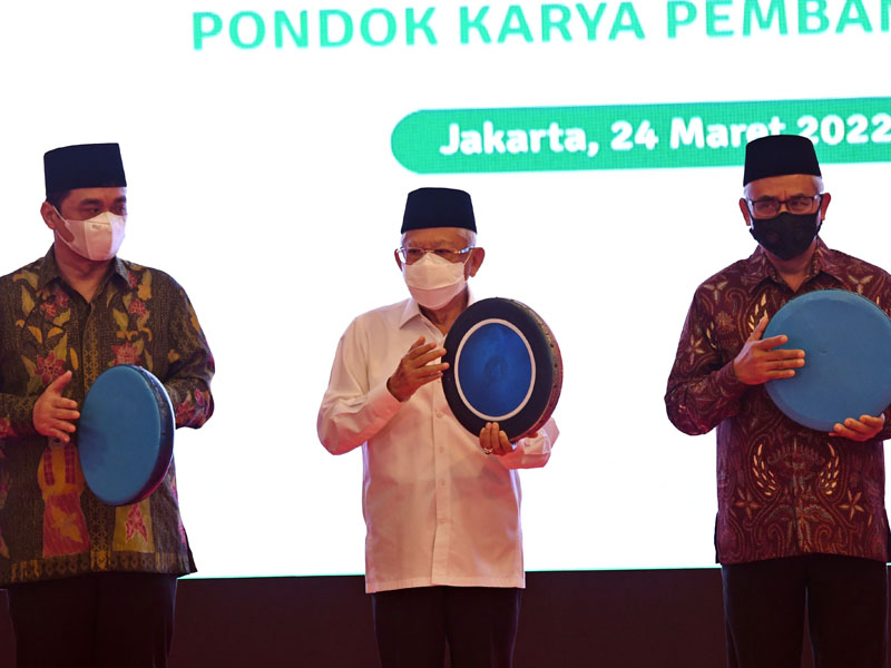 OJK Dukung Pengembangan Badan Wakaf Mikro