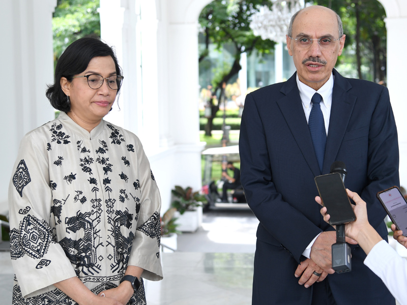 Presiden Terima Kunjungan Kehormatan Presiden IsDB