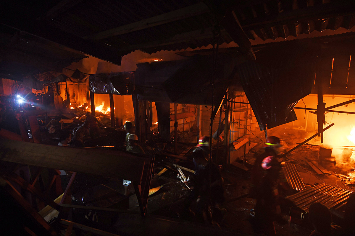 Kebakaran Pasar Manonda di Palu