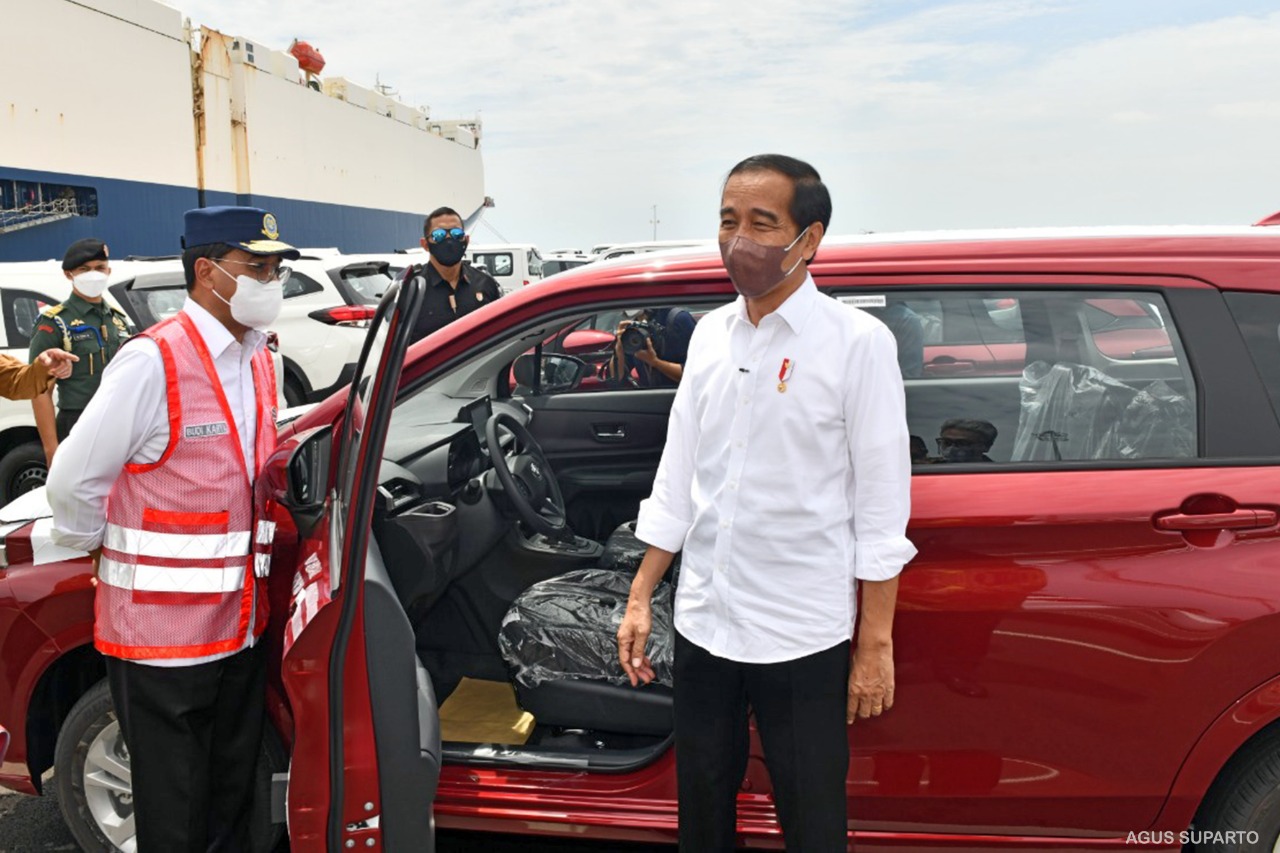 Presiden optimistis Indonesia mengekspor 180.000 mobil sepanjang 2022 dari Patimban