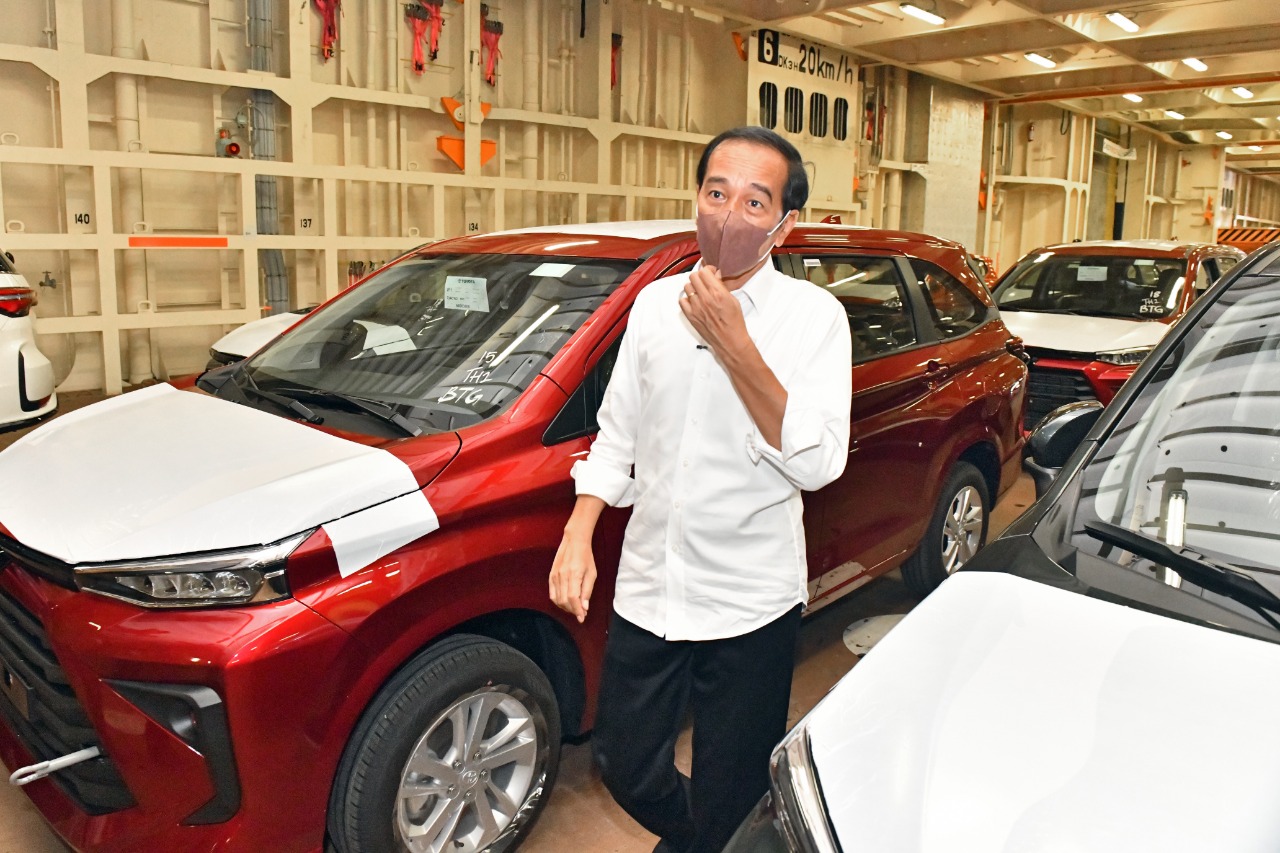 Presiden optimistis Indonesia mengekspor 180.000 mobil sepanjang 2022 dari Patimban