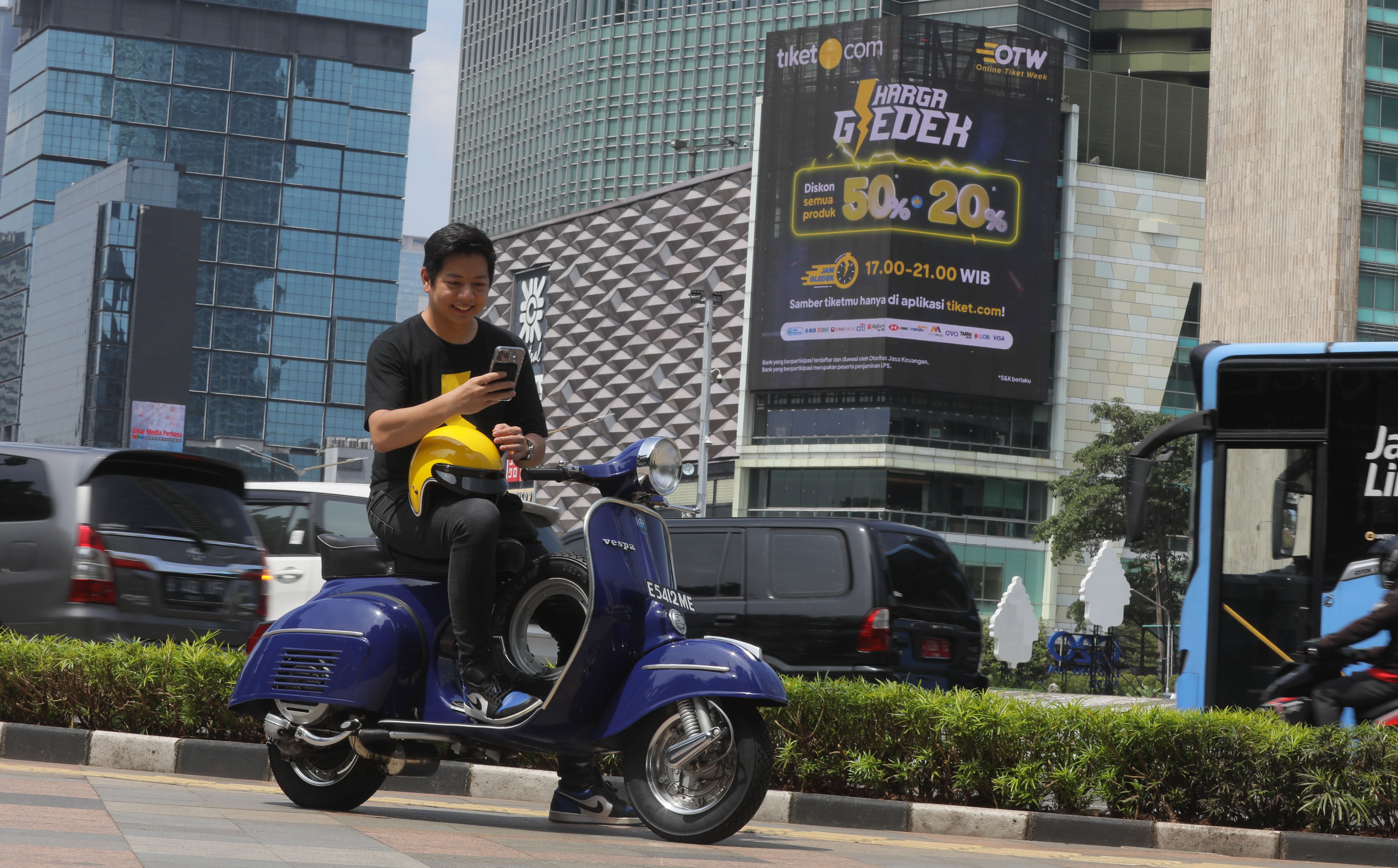 Diskon Harga Lewat Online Tiket Week