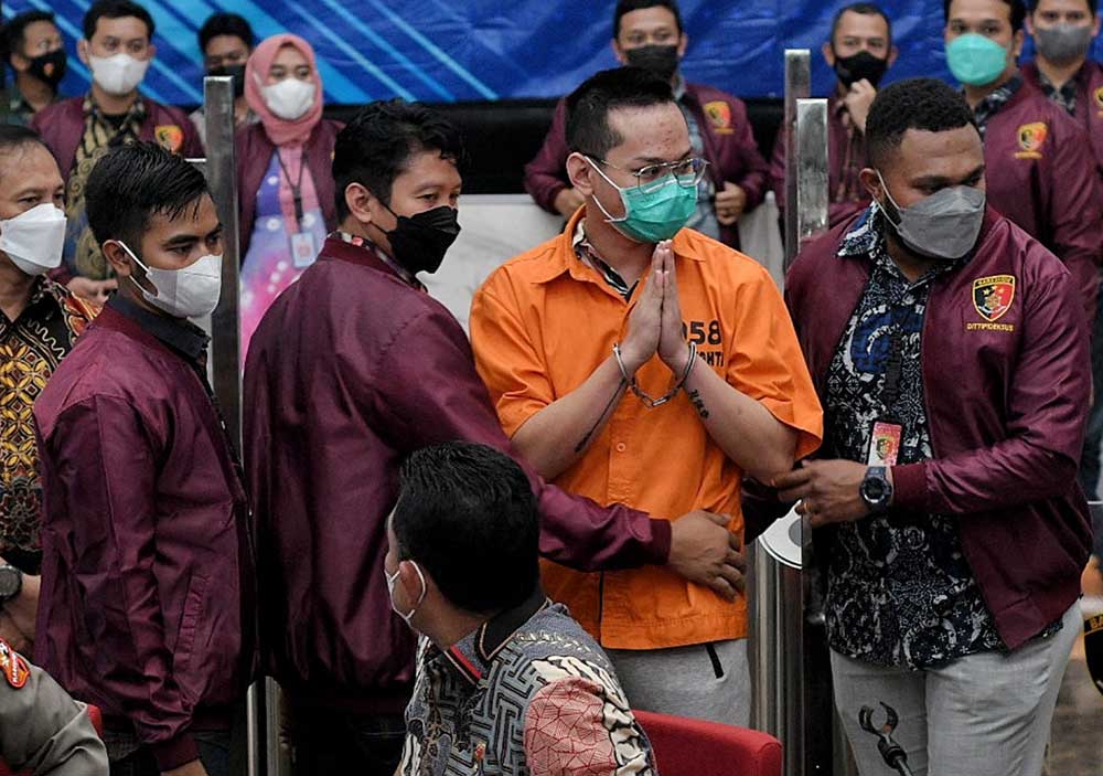 Si Crazy Rich Indra Kenz Minta Maaf