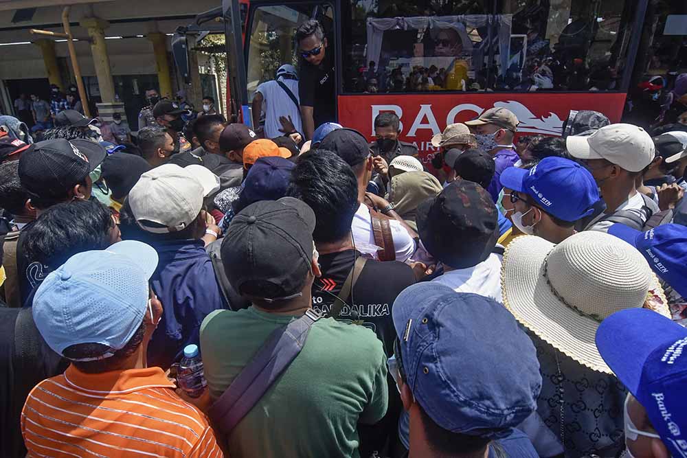 Antrean Penonton MotoGP Menuju Sirkuit Mandalika