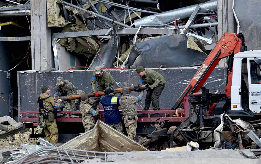 Rocket Rusia Meluluhlantakkan Kota Kyiv