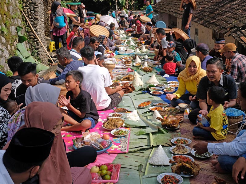 Tradisi Nyadran Arwah Menyambut Ramadan