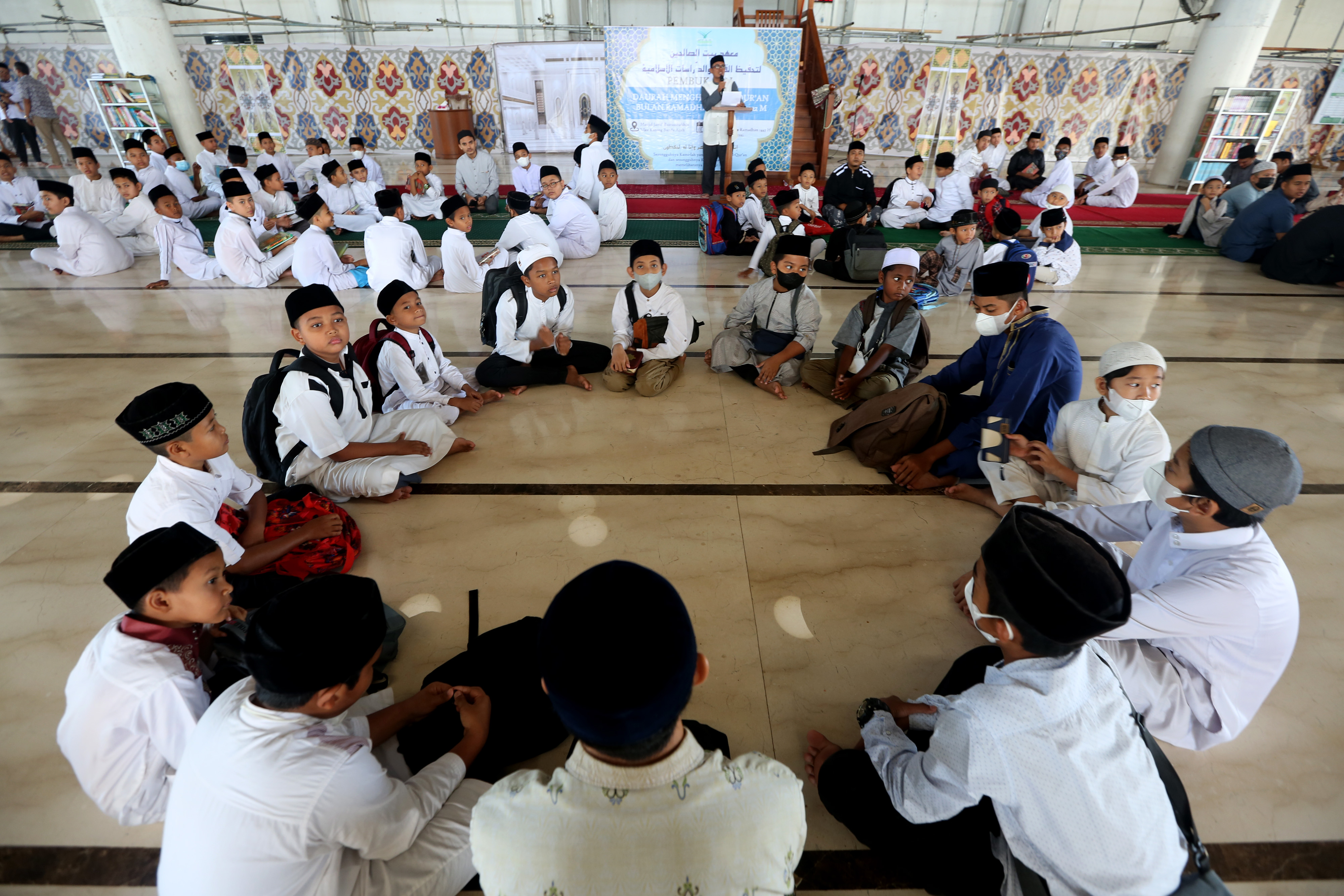 Pengkajian dan Hafalan Quran Selama Ramadan di Aceh