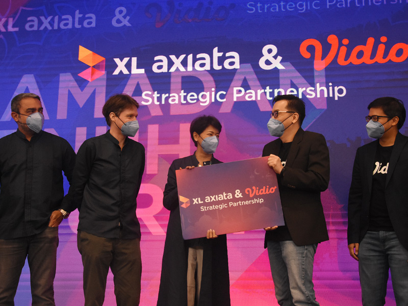 Kerjasama XL Axiata Dengan Vidio