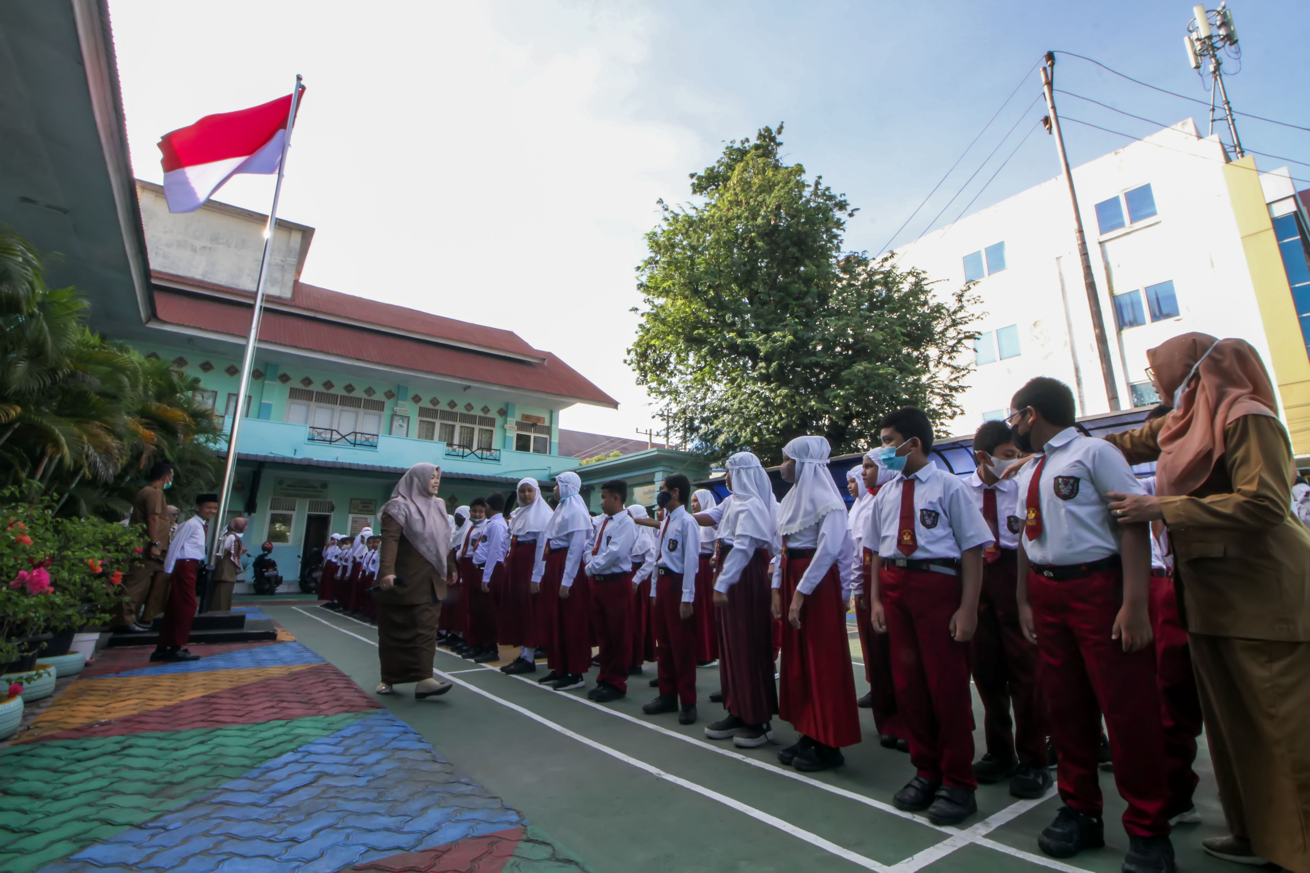Hari Pertama Sekolah saat Ramadan di Aceh