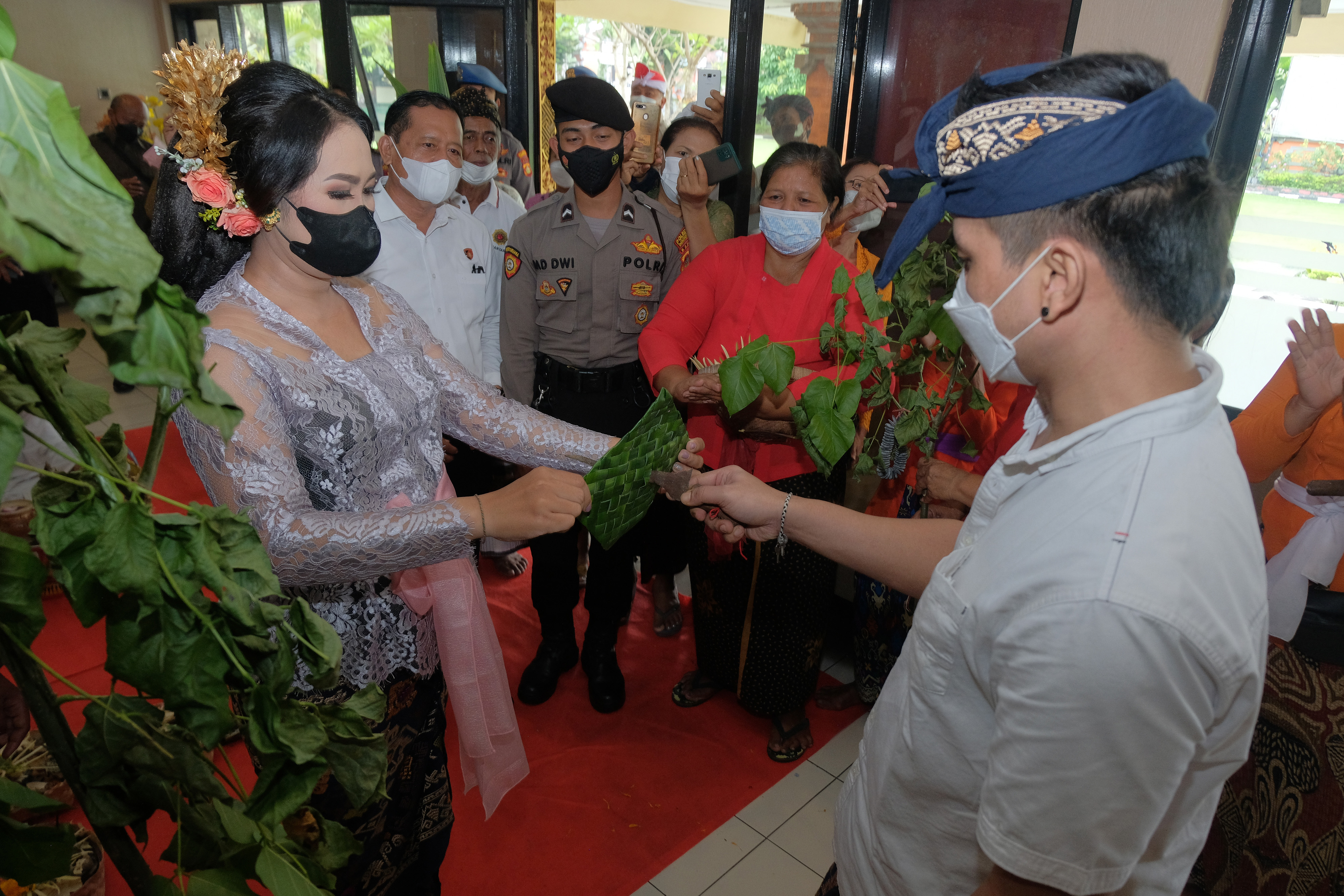 Tahanan Kasus Narkotika Menikah di Polresta Denpasar