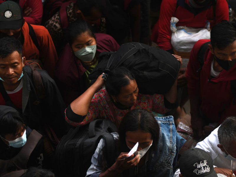 Puncak Arus Mudik Di Pelabuhan Pantoloan