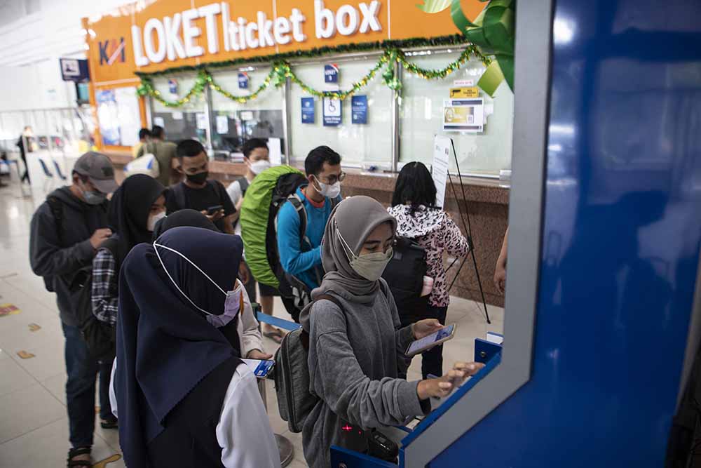 Mudik Awal di Stasiun Kertapati Palembang