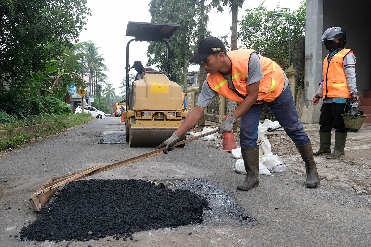 Perbaikan Jalur Mudik Alternatif