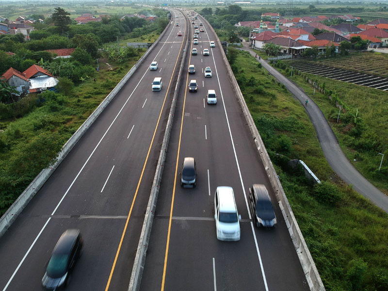 Puncak Arus Mudik Jalan Tol Pejagan Pemalang
