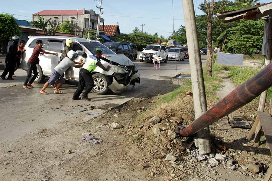 Kecelakaan Lalu Lintas di Jalur Trans Sulawesi 