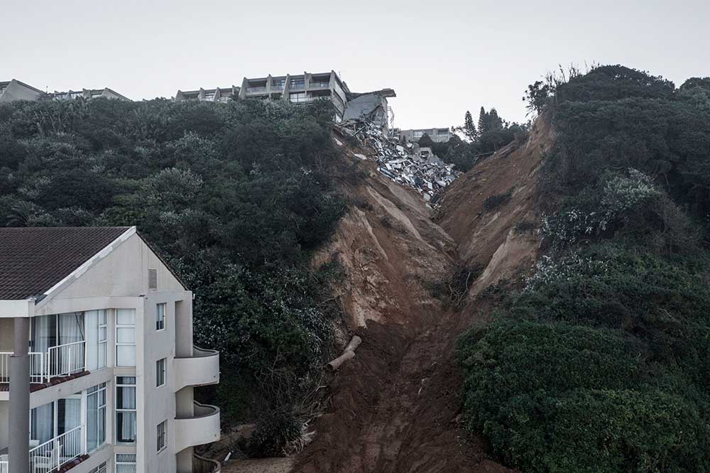 Banjir dan Longsor Sapu Kota Durban, 341 Orang Tewas